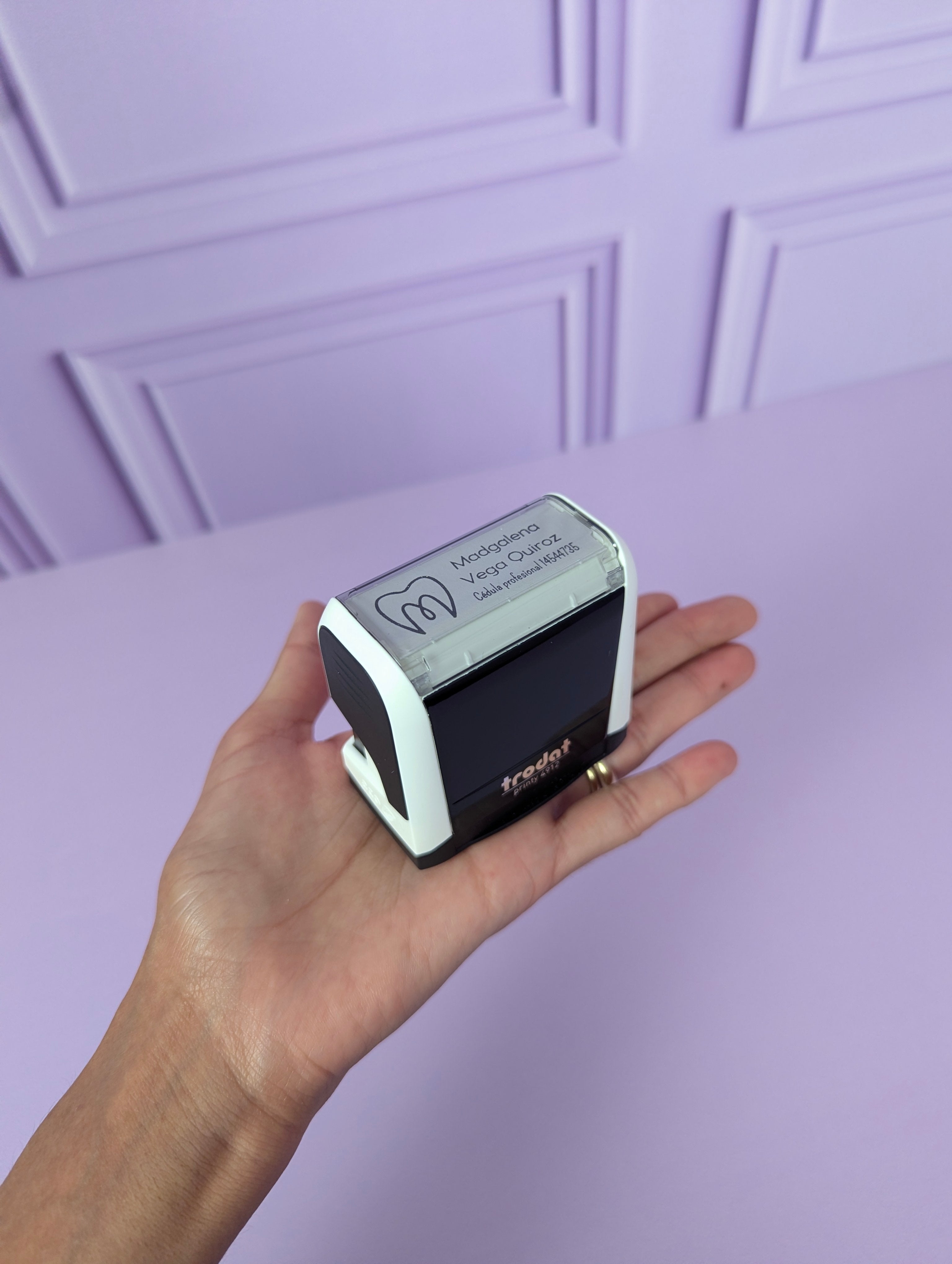 Sello Médico Autoentintable + Llavero Personalizado